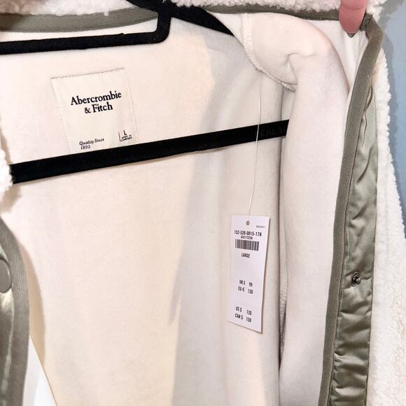 Abercrombie & Fitch Quilted Sherpa jacket coat L NWT - Picture 3 of 9